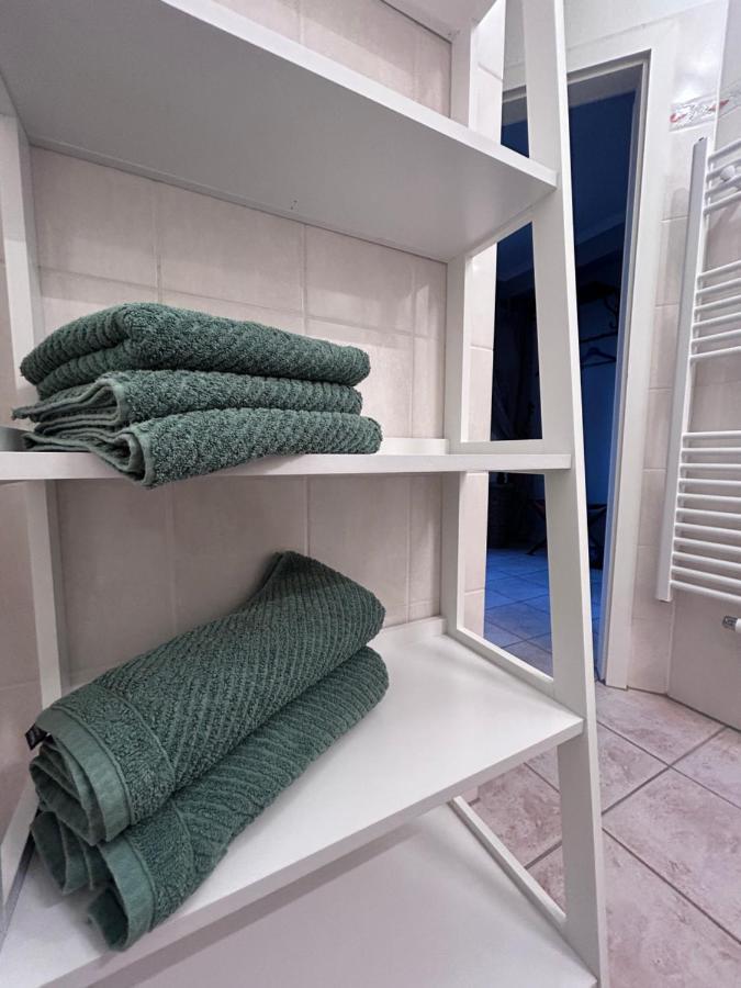 4 Wunderschoene Ferienwohnungen Im Kavaliershaus 什未林 外观 照片