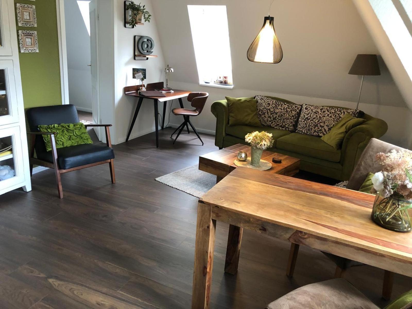 4 Wunderschoene Ferienwohnungen Im Kavaliershaus 什未林 外观 照片